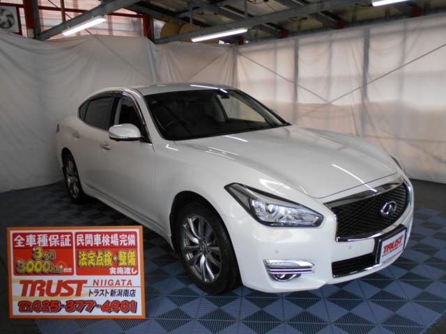 フーガ　４ＷＤ　３７０ＧＴ　ＦＯＵＲ