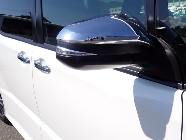車両画像28