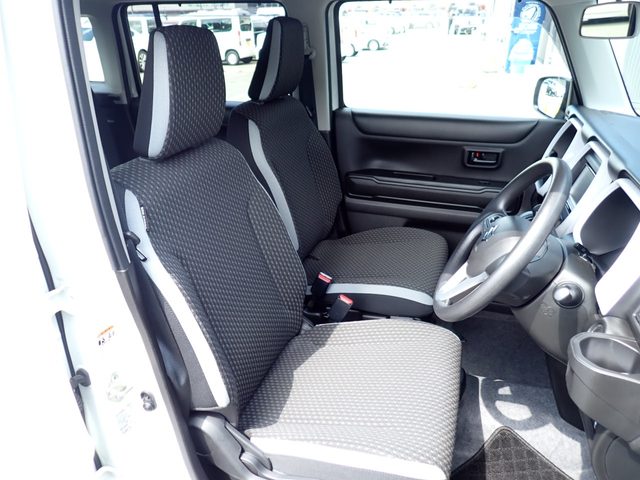 車両画像16