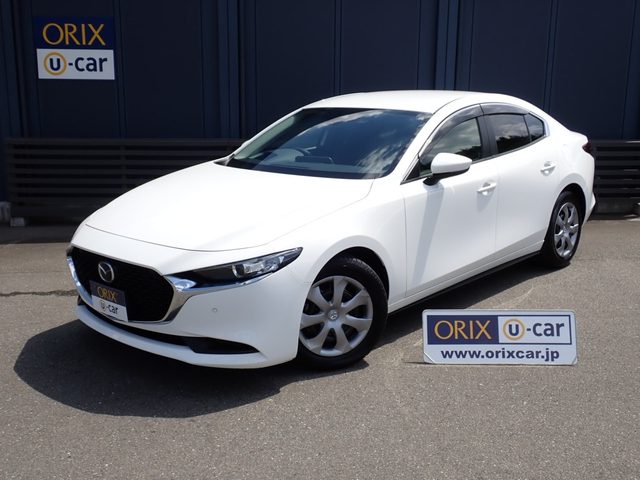 ＭＡＺＤＡ３　セダン　１５Ｃ