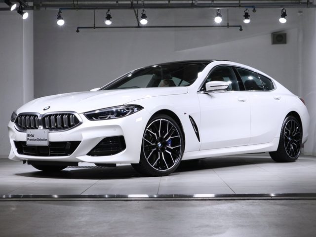 ８シリーズ　グランクーペ　８４０ｉ　エクスクルーシブ　Ｍスポーツ