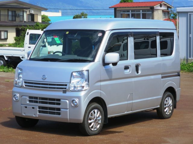 ＮＶ１００クリッパー　４ＷＤ　ＧＸ　ＨＲ衝突安全　キーレス　ＣＤ