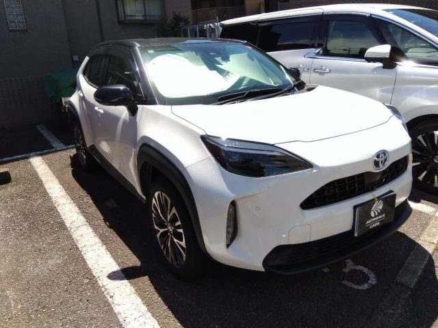 ヤリスクロス　ハイブリッド　１５００　ＨＹＢＲＩＤ　Ｚ　５ドア　ＦＣ