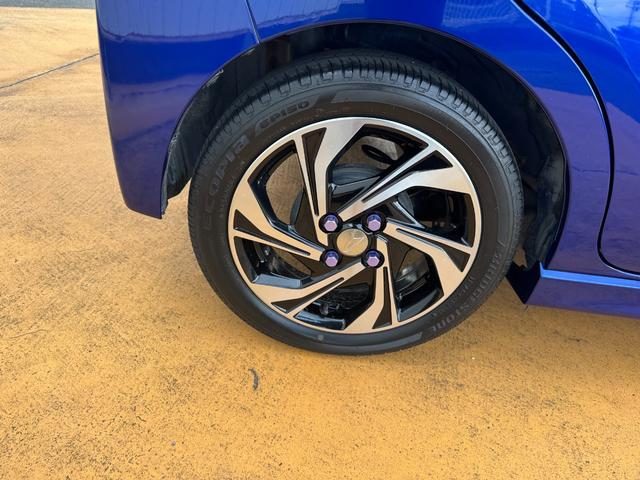 車両画像28