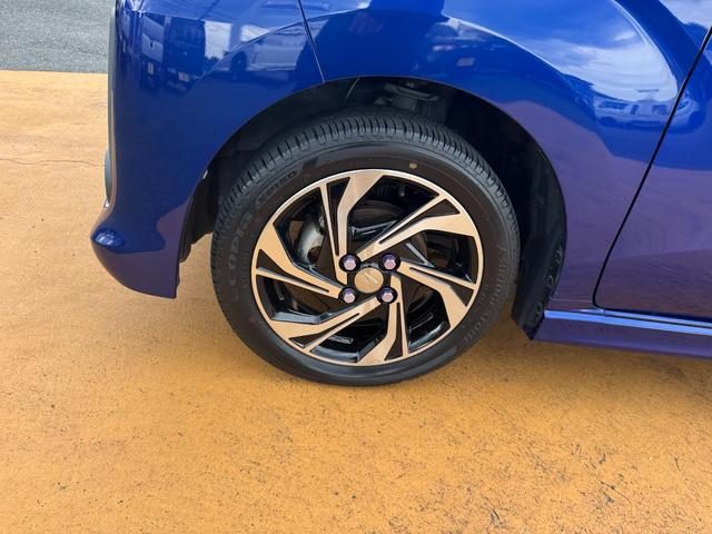 車両画像30
