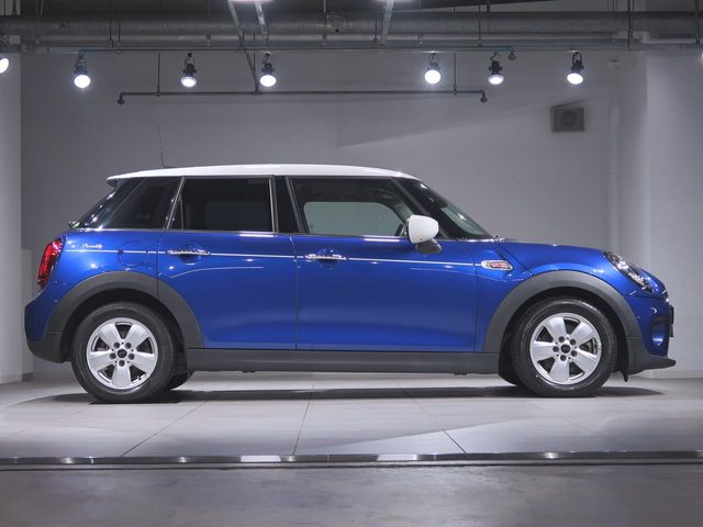 車両画像3