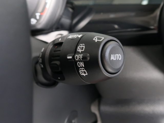 車両画像13