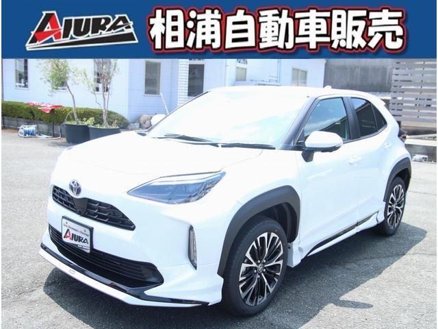 ヤリスクロス　ハイブリッド　ハイブリッドＺ　純正ディスプレイ　ナビ