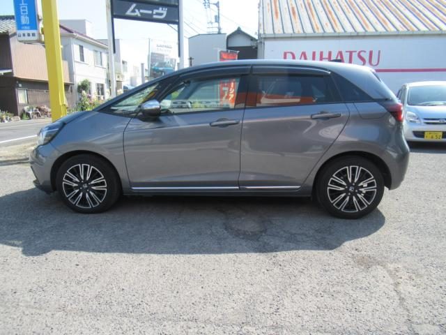車両画像16