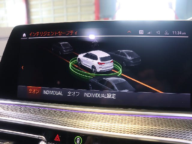 車両画像11