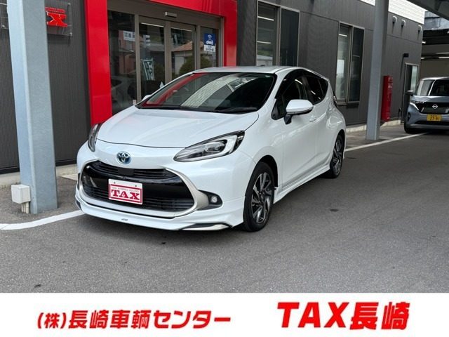 アクア　１．５　Ｚ　ディスプレイオーディオ　フル