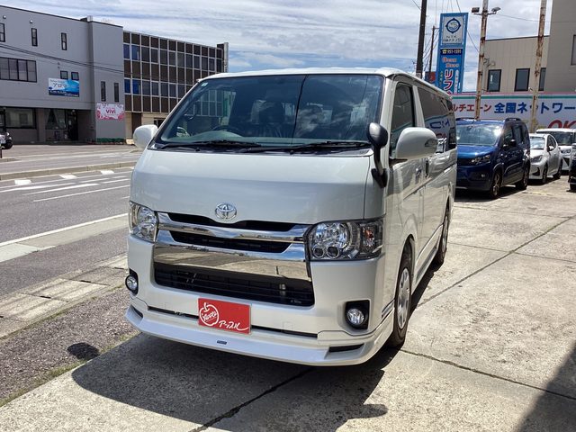 レジアスエースバン　４ＷＤ　スーパーＧＬ　ダークプライム２　ロング