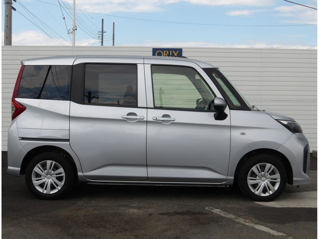 車両画像30