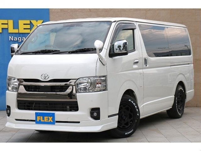 ハイエースバン　４ＷＤ　５Ｄ２．８ＤＴスーパーＧＬダークプライム