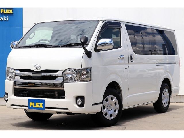 ハイエースバン　２ＷＤ　５Ｄ２．０スーパーＧＬダークプライムⅡロ