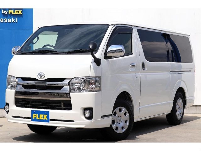ハイエースバン　４ＷＤ　５Ｄ２．８ＤＴスーパーＧＬダークプライム