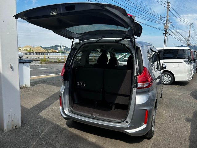 車両画像30