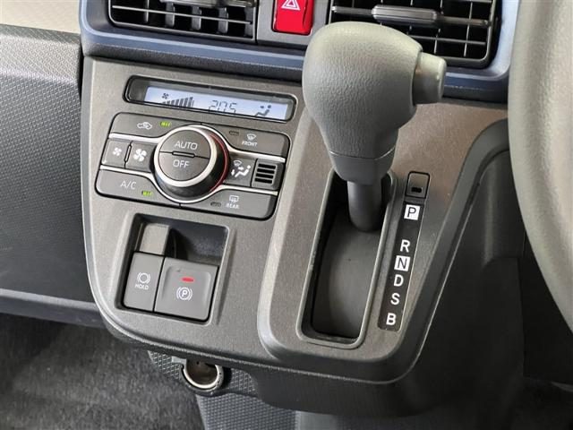 車両画像24