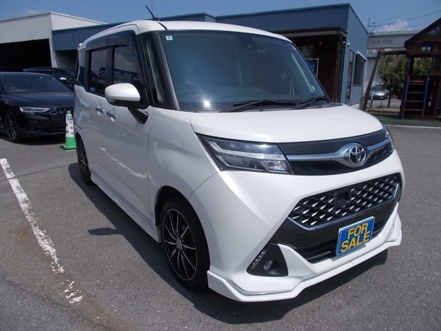 タンク　４ＷＤ　カスタムＧ
