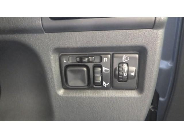 車両画像13