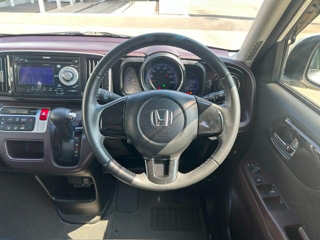 車両画像16