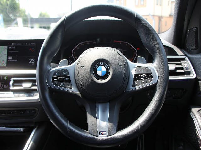 車両画像12