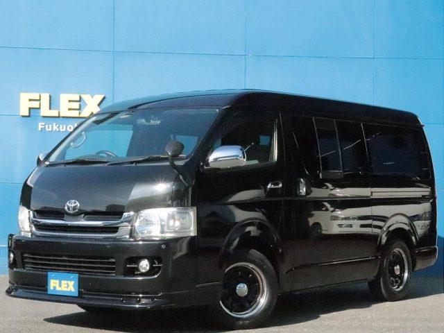 ハイエースバン　２ＷＤ　５ドアバン３．０ＤＴ　スーパーＧＬワイド