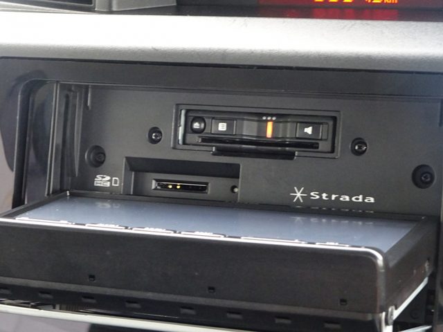 車両画像22