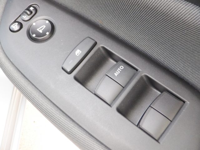 車両画像10