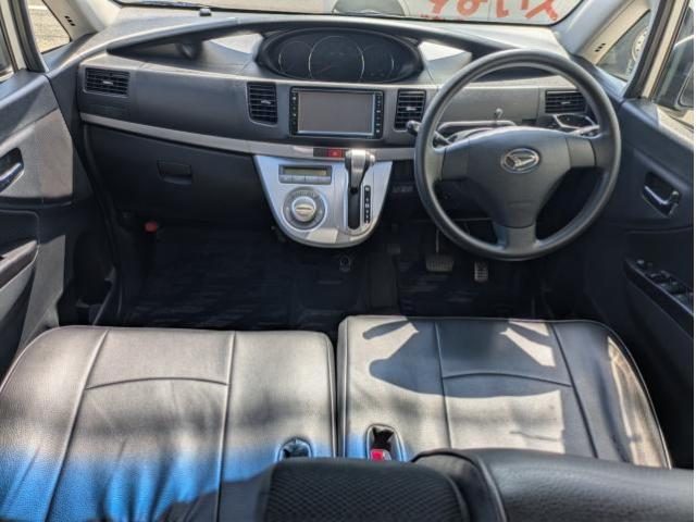 車両画像13