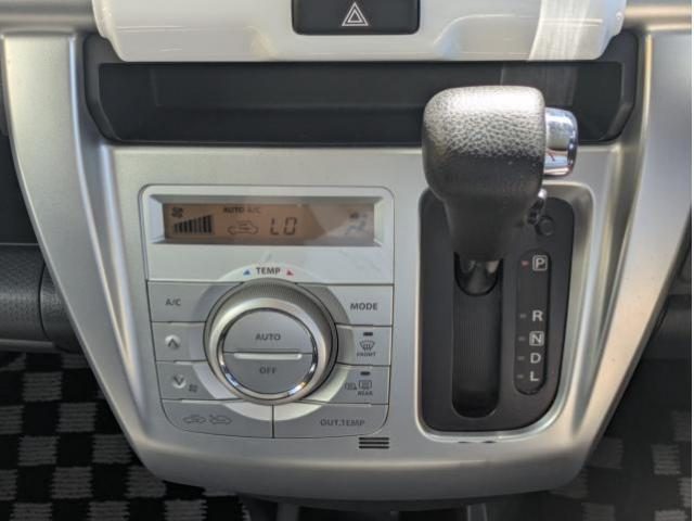車両画像24