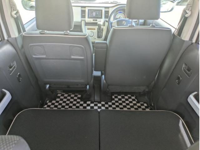 車両画像28