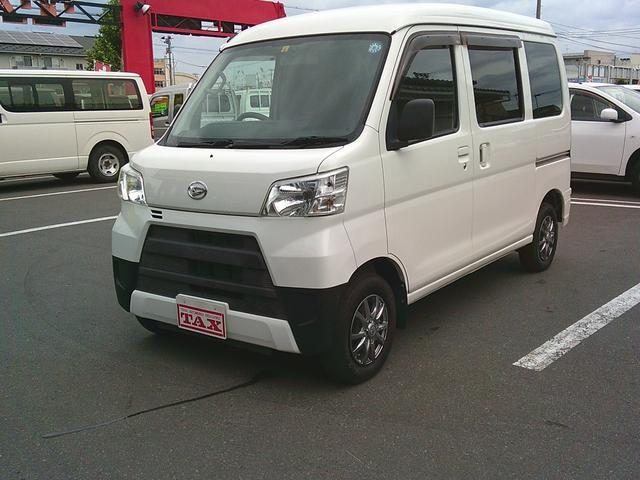 ハイゼットカーゴ　４ＷＤ　４ＷＤ　エアコン・パワステ付き　アイド