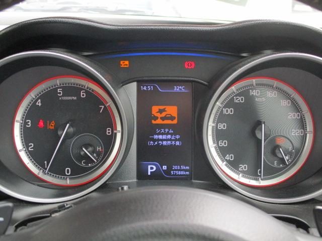 車両画像16