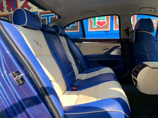 車両画像14
