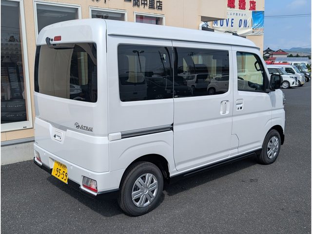 車両画像10