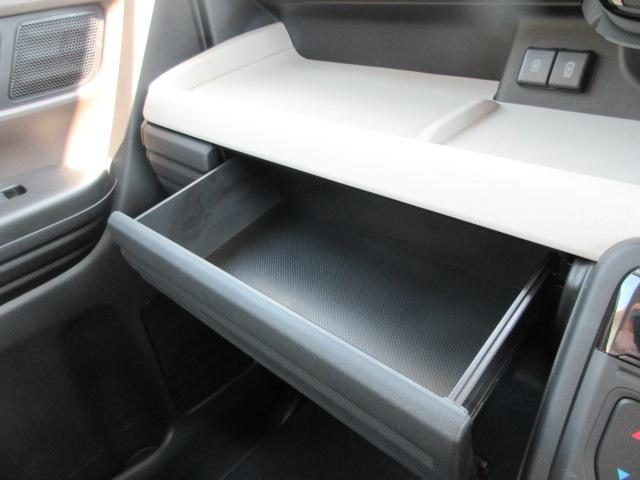 車両画像28