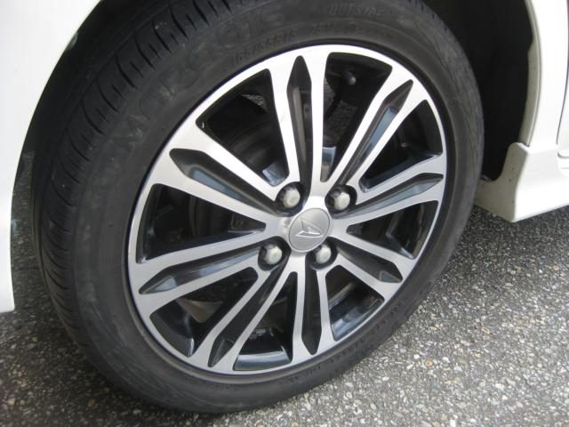 車両画像8