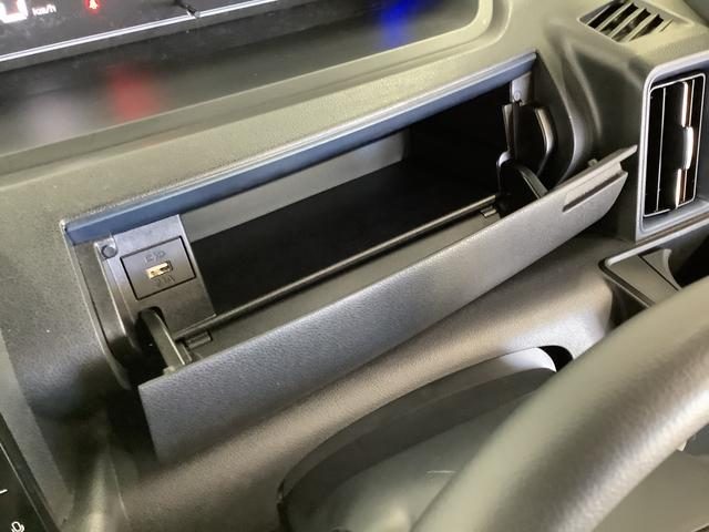 車両画像30