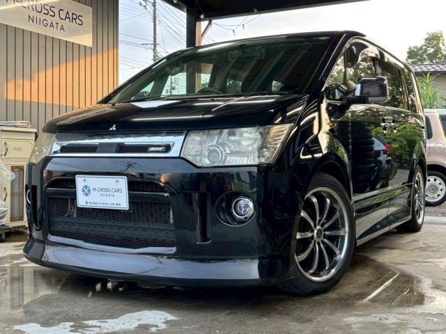 デリカ　Ｄ：５　４ＷＤ　ローデスト　リミテッドエディション