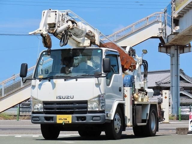 エルフ　穴掘建柱車