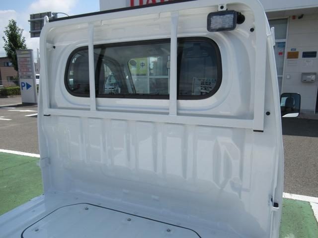 車両画像18
