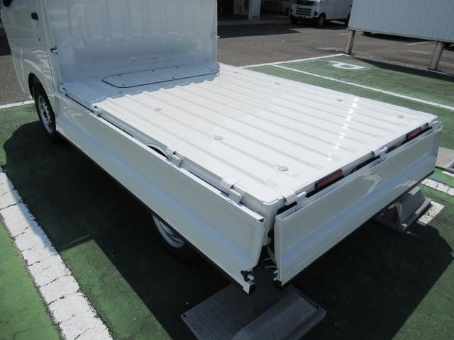 車両画像19