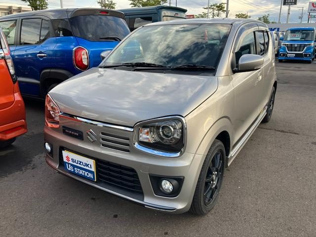 アルト　ワークス　４ＷＤ　４ＷＤ・５ＭＴ