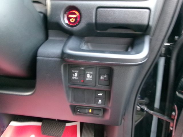 車両画像18