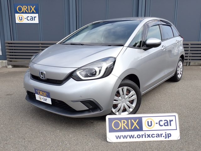 フィット　ｅ：ＨＥＶ　ベーシック