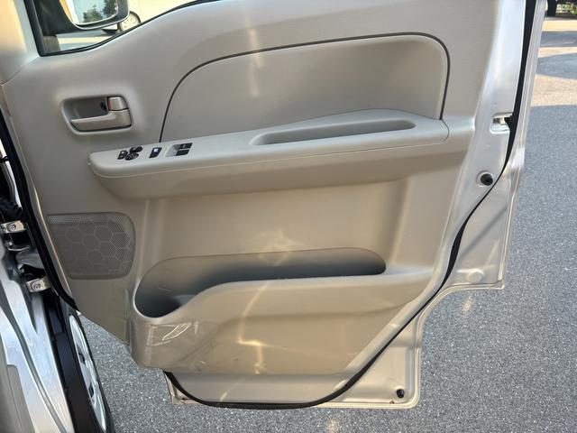 車両画像16