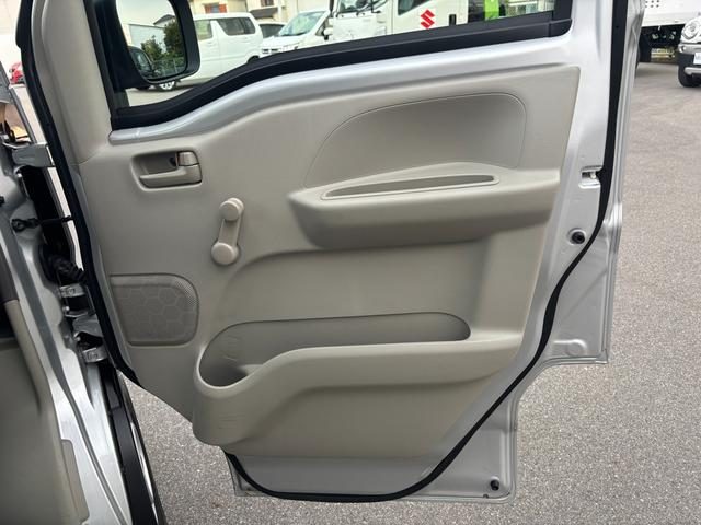 車両画像10