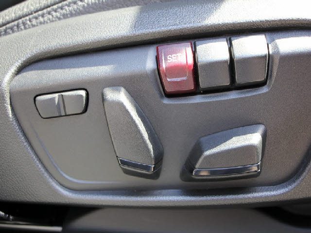 車両画像22