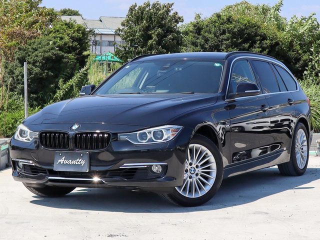 ３シリーズ　ツーリング　３２０ｉ　ラグジュアリー